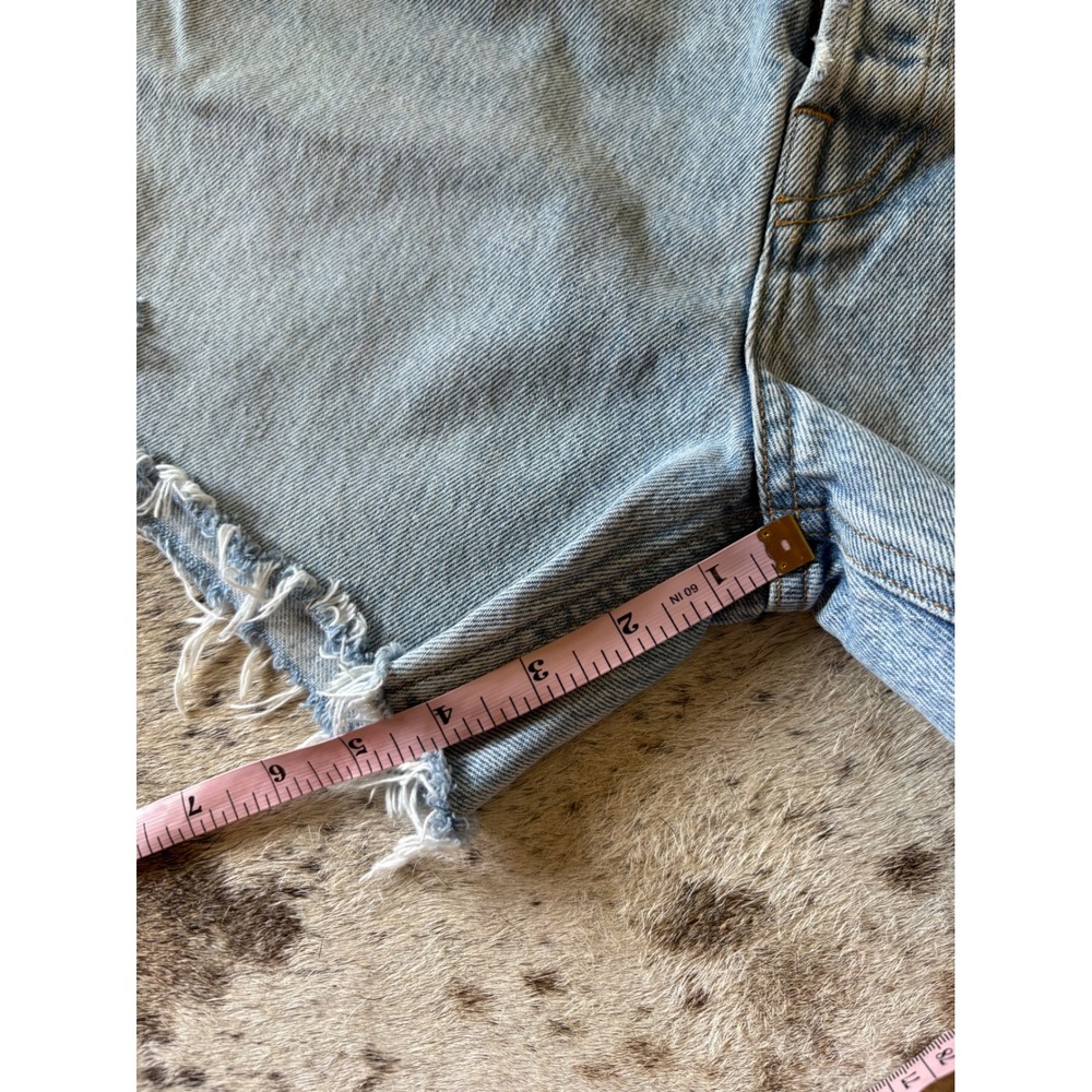 AGOLDE Riley Cutoff Distressed Denim Shorts Size 28 - Picture 8 of 8